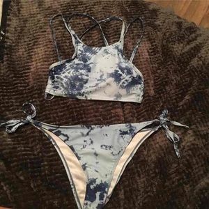 Tie die strappy bikini